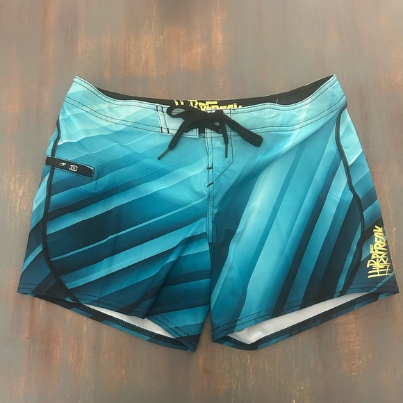 ➕O’Neill Gradient Blue Board Shorts hyperfreak ladies Med - Picture 1 of 8